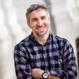 Meet your Posher, Dustin